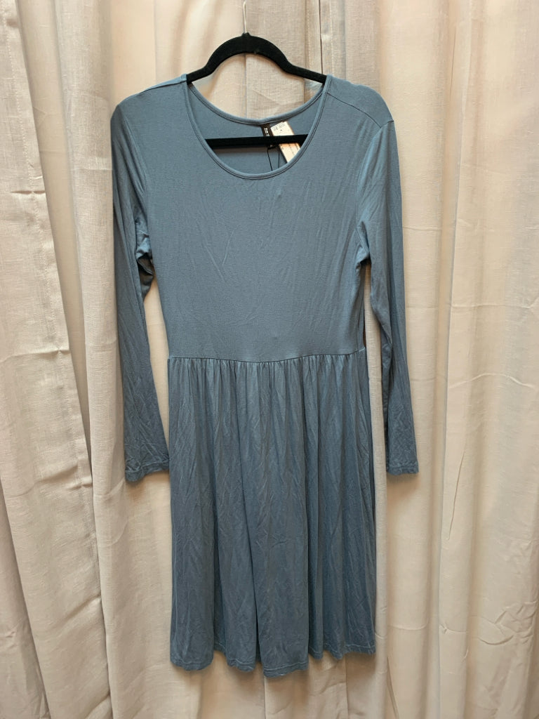 SIZE M Dress