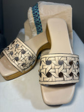 SIZE 7 TORY BURCH Sandals