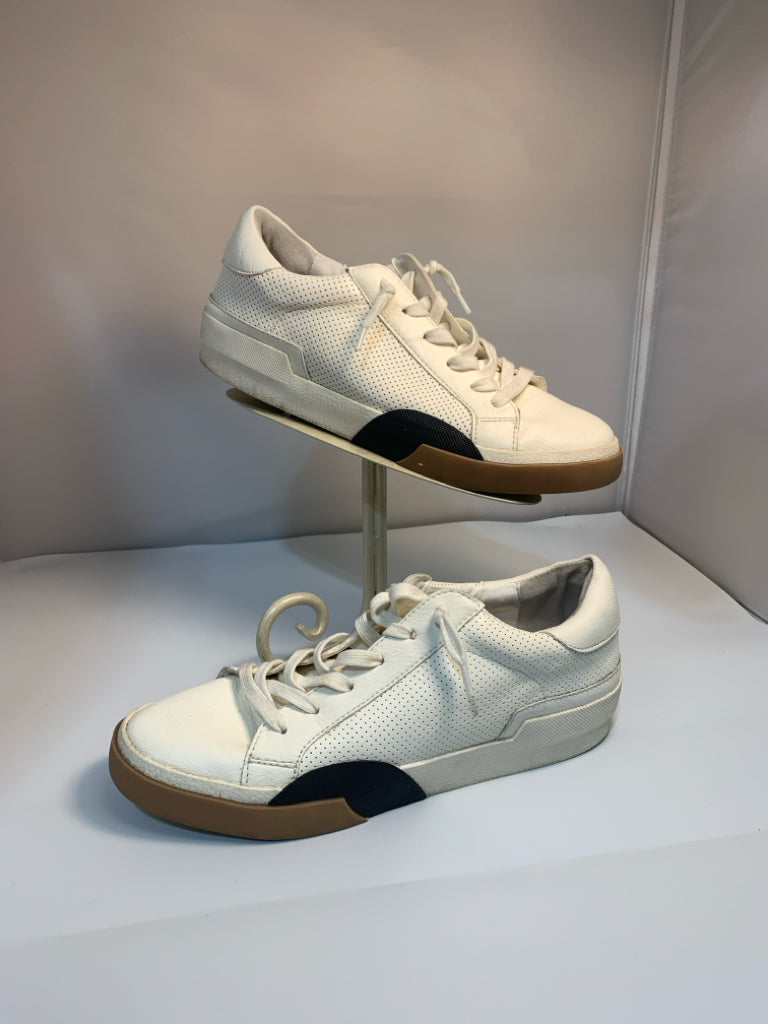 SIZE 10 DOLCE VITA Sneakers