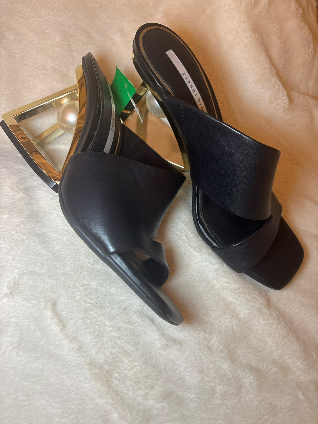 SIZE 9 GIANNI BINI Heels