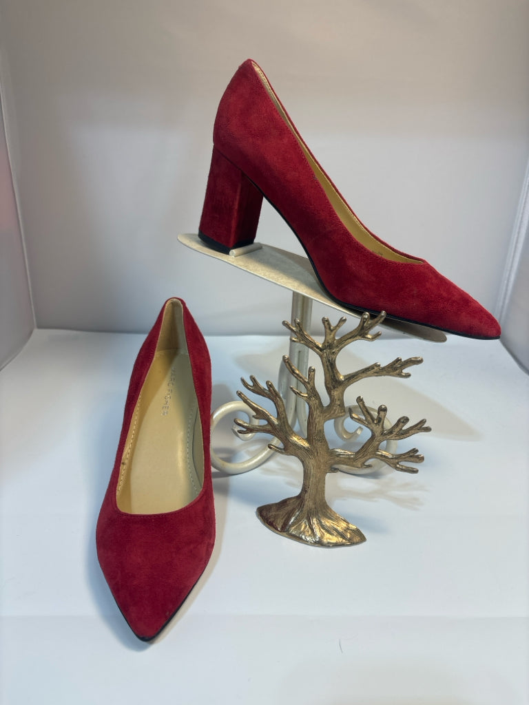 SIZE 6 MARC FISHER Heels