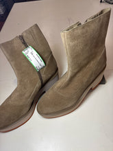 SIZE 8.5 MATISSE Boots