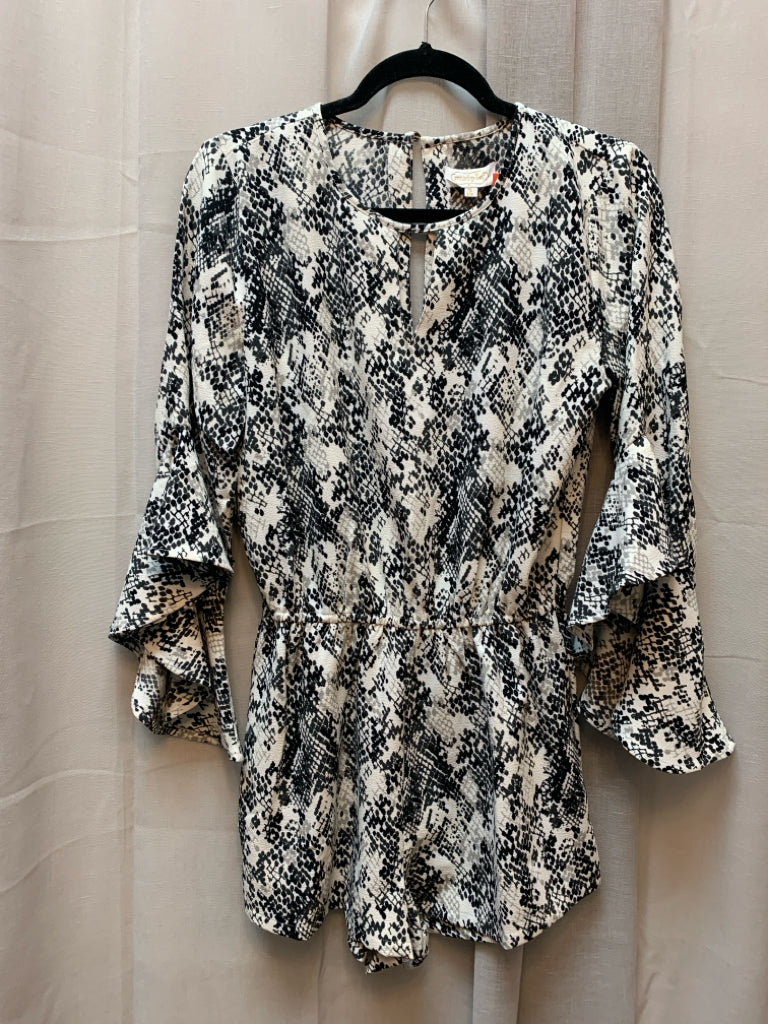 SIZE S MUD PIE Rompers