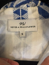 SIZE S NEVER A WALLFLOWER BLUE WHITE Dress