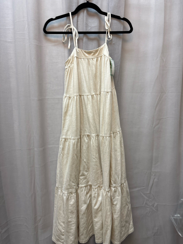 SIZE XS American Eagle Cream Dress – AnotherDebut
