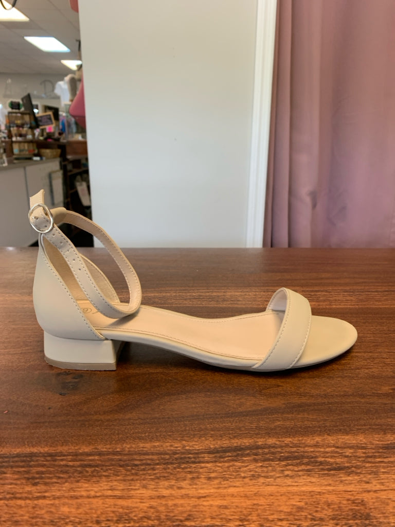 SIZE 9 Sandals