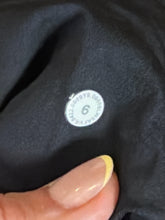 SIZE 6 LULULEMON Active Bottoms