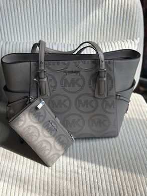 MICHAEL KORS Tote