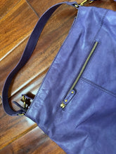 AMERICAN LEATHER CO. Crossbody