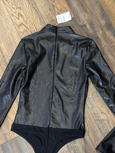 SIZE M FOREVER 21 Tops