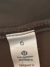 SIZE 6 LULULEMON Active Bottoms