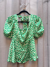 SIZE S MEET ME IN SANTORI GRN IVRY Tops