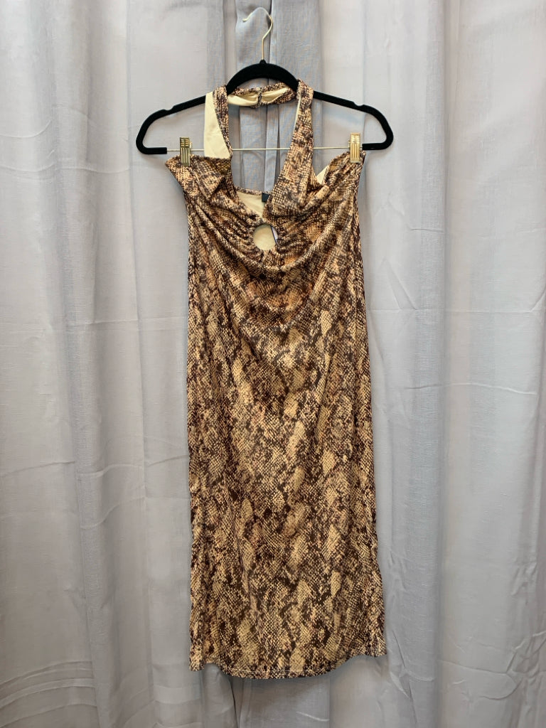 SIZE M REVOLVE Dress