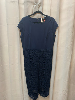 SIZE L GRACE ELEMENTS Dress