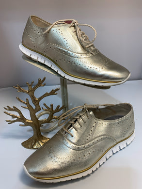 SIZE 7.5 COLE HAAN Sneakers