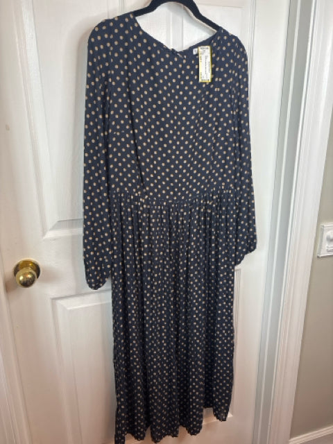 SIZE 8 MNG Dress