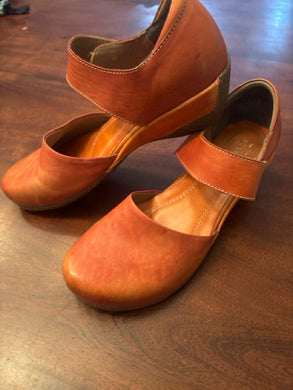 SIZE 7 L'ARTISTE Loafers