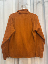 SIZE M PATAGONIA SWEATSHIRT