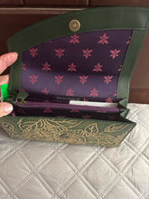 ANUSCHKA Wallets