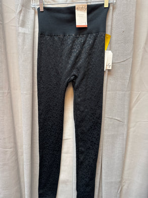 Size L WONDERLY Leggings.