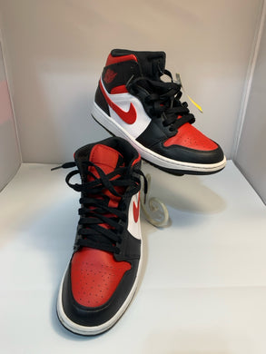 SIZE 9 NIKE Sneakers