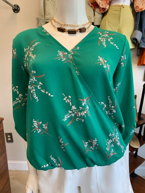 SIZE M WEST KEI Tops