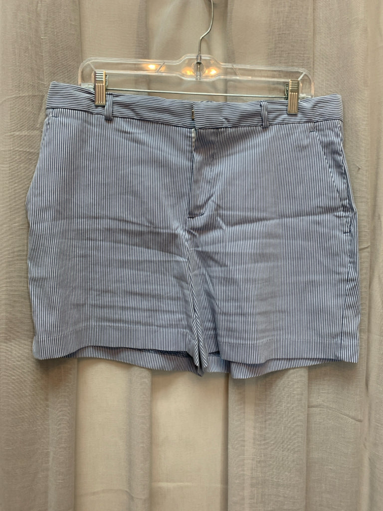 SIZE 10 BANANA REPUBLIC Shorts