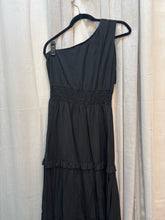 SIZE S KIRUNDO Black Dress