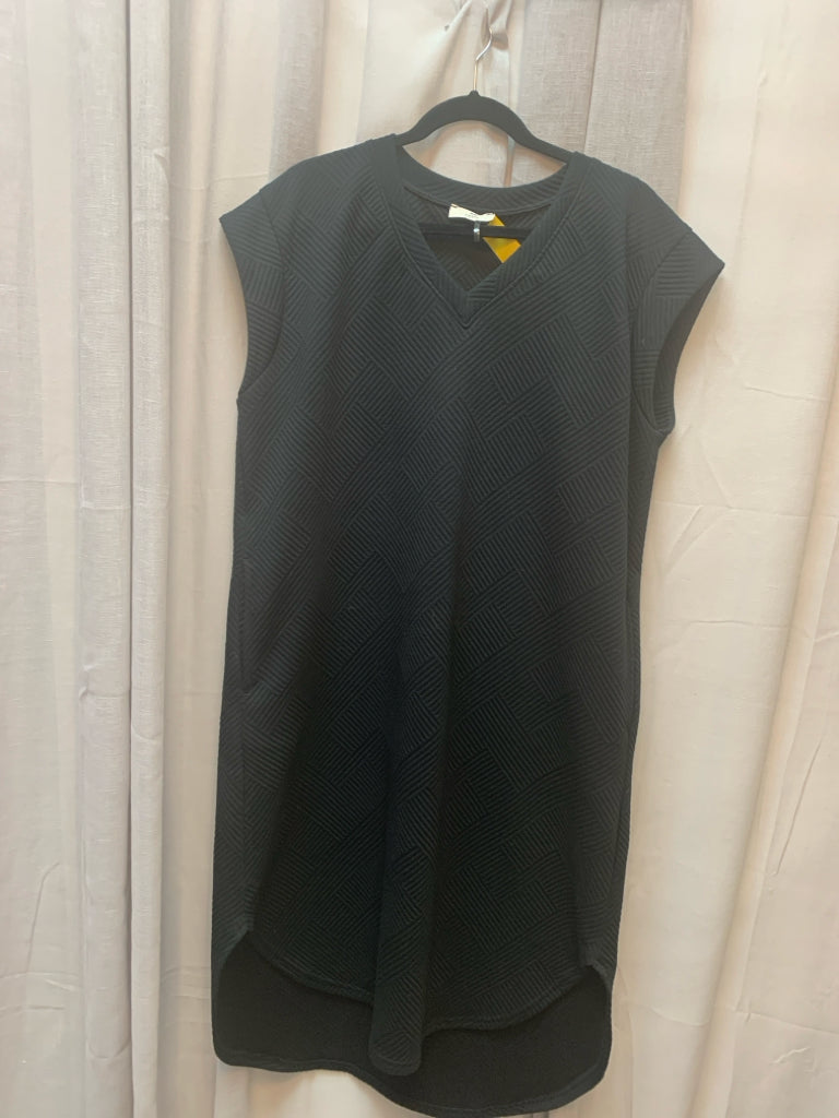 SIZE L ENTRO Dress