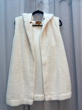 SIZE XL KOOLABURRA Cream Outerwear