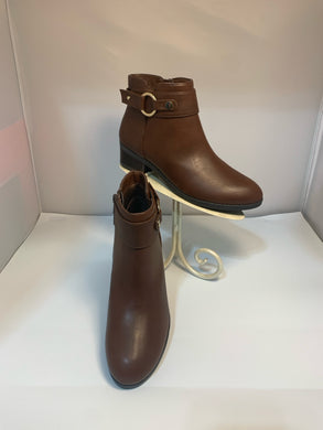 SIZE 6.5 Booties