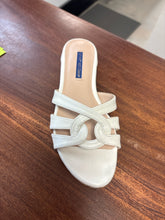 SIZE 7 STUART WEITZMAN Sandals