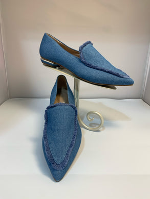 SIZE 8.5 DONALD J PLINER Loafers