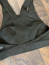 SIZE 6 LULULEMON Sports Bra Active Wear