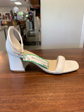 SIZE 6 NINE WEST Sandals