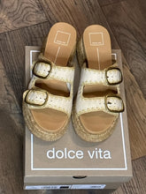 SIZE 8.5 DOLCE VITA Sandals