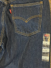 SIZE 5 LEVI DARK WASH Jeans