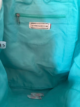 AMERICA & BEYOND Tote