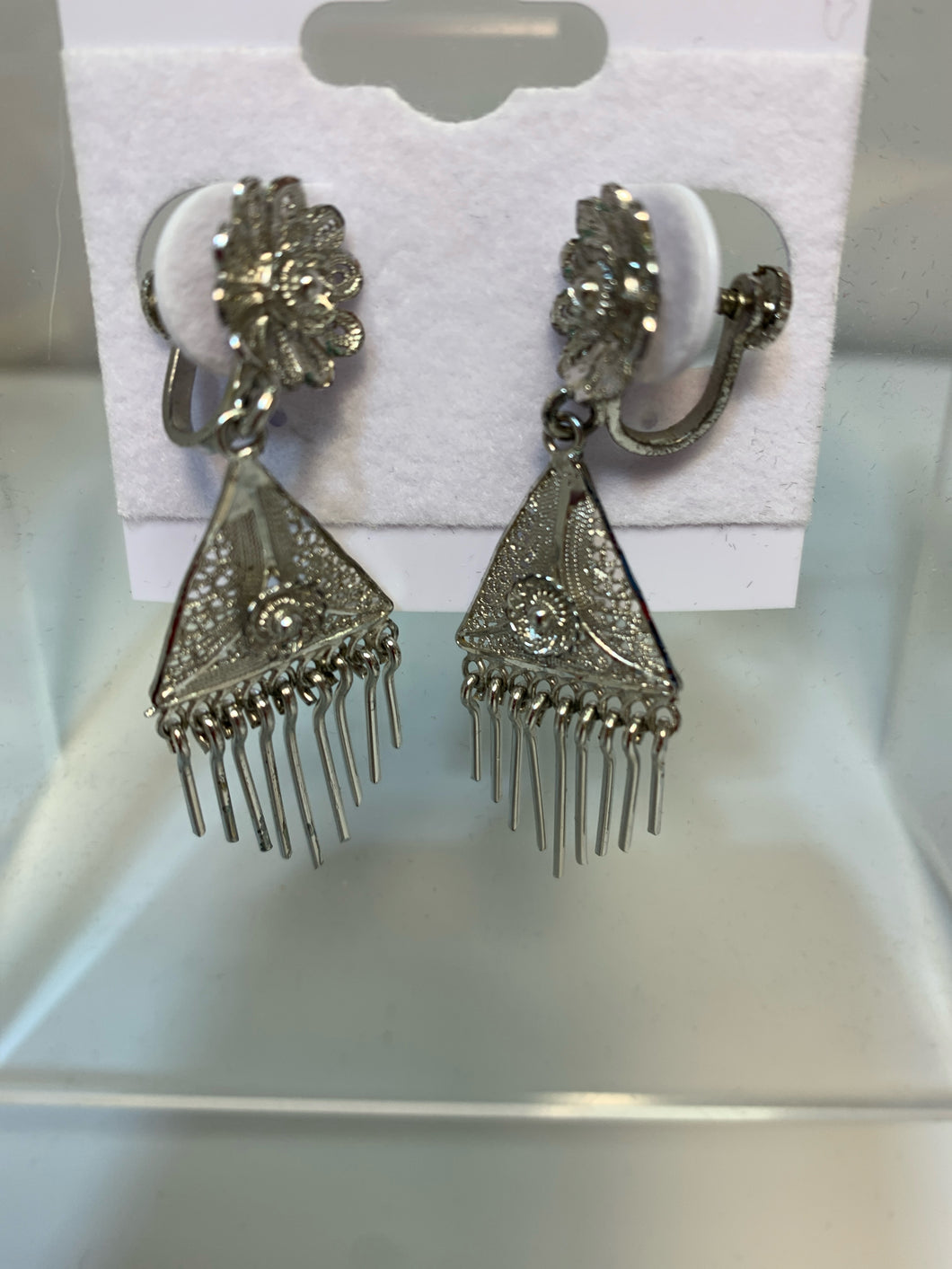 VAN LOU Earrings