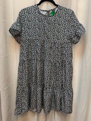 SIZE M Dress