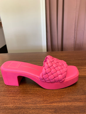 SIZE 8 DOLCE VITA Sandals