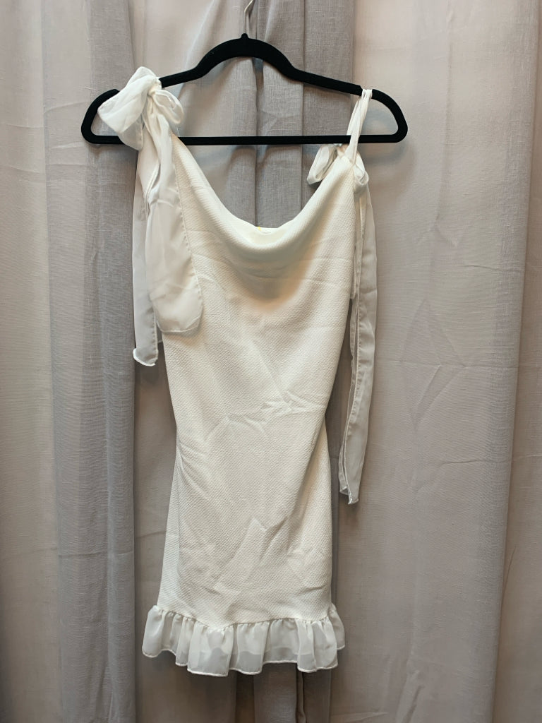 SIZE XS LUCY IN THE SKY Dress