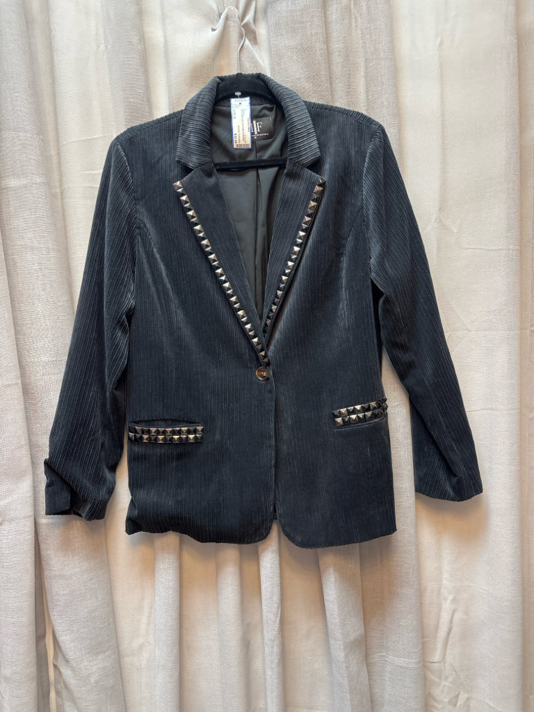 Size M MOVING FORWARD Blazers