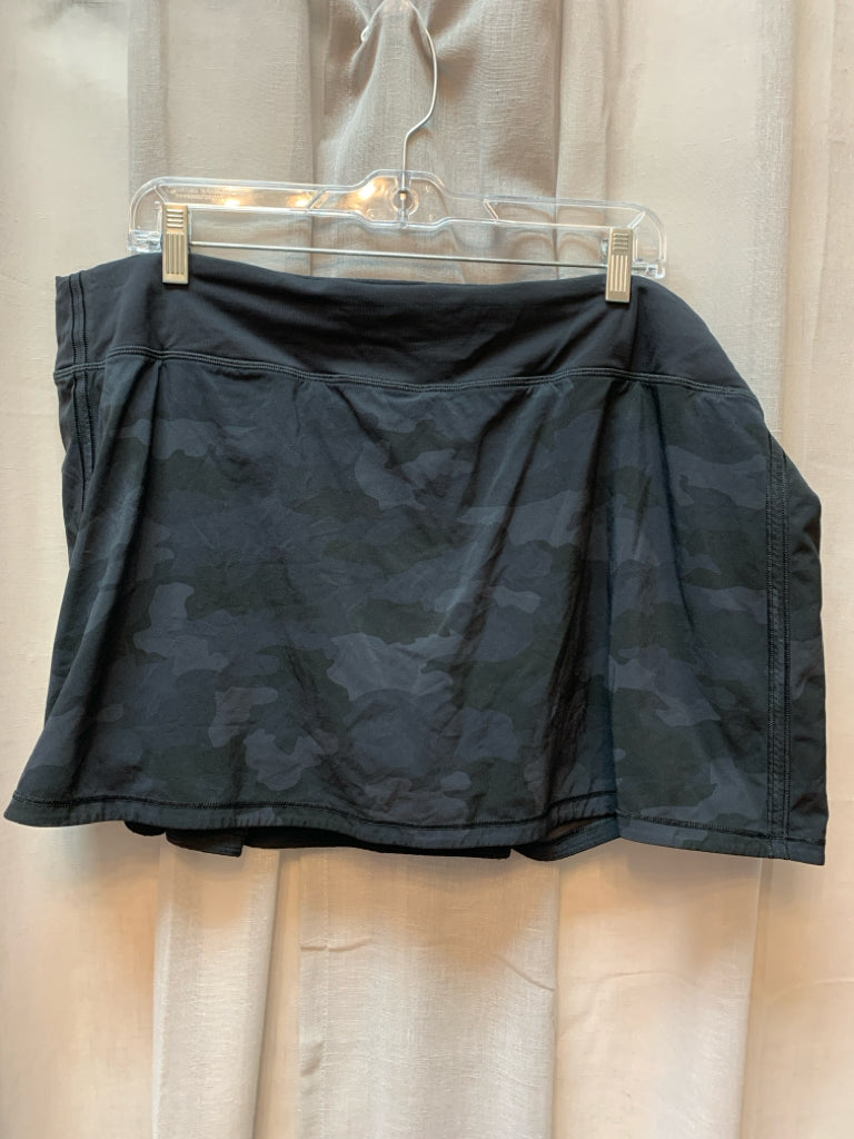 SIZE 18 LULULEMON Active Bottoms