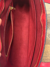 LOUIS VUITTON Tote