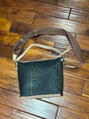 CONSUELA Crossbody
