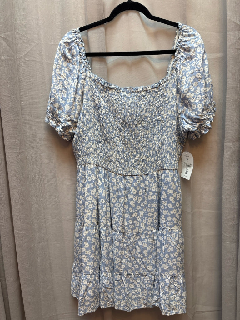 SIZE 2X ARULA BLUE WHITE Dress