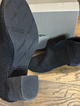 SIZE 9 ANTELOPE Booties