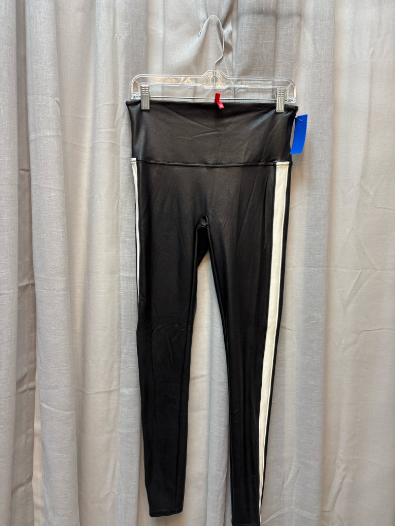 Size L SPANX Leggings.