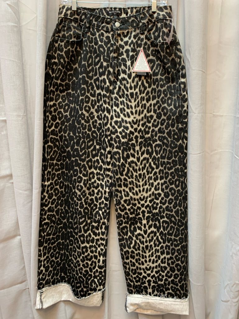 SIZE 8T PRETTY LITTLE THING Jeans